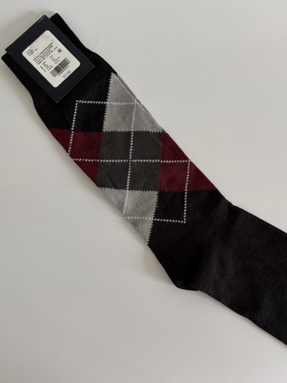NEW Cremieux Men's Socks Size 6-12.5 Tall Red Gray Black Diamond Pattern Dress